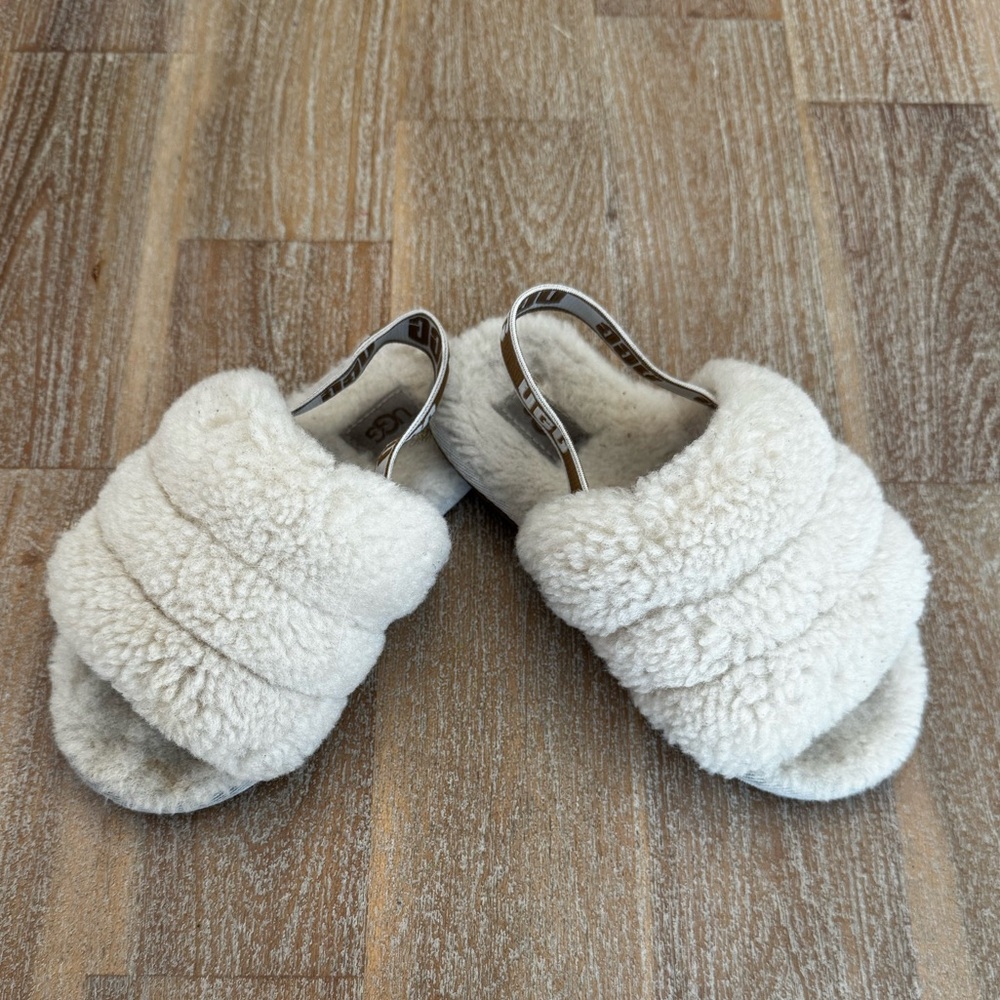 Kids Ugg Slippers Size 11
